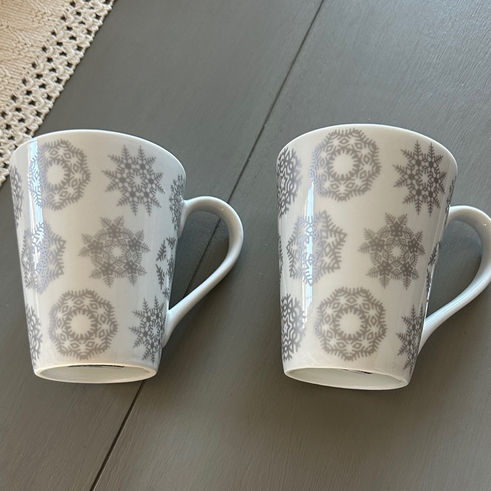 Crate&Barrel White Mugs with Silver/Gray Snowflakes- set of 2